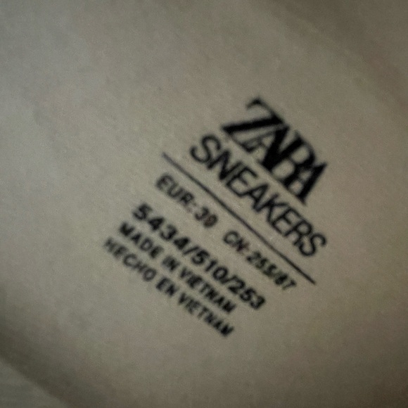 Zara Gold Women's Sneakers - Picture 5 of 5